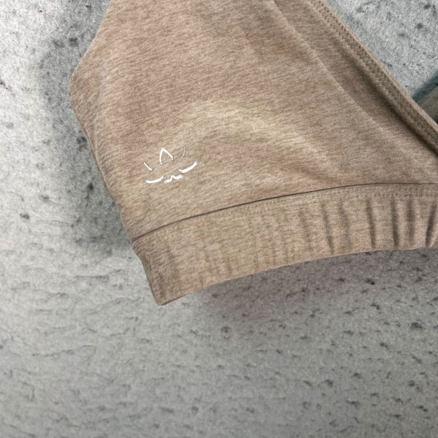 Beyond Yoga Beyond Yoga Womens Size Small Tan V-Neck Stretch Bralette Made In USA Sports Bra Size ONE SIZE - 6 Thumbnail
