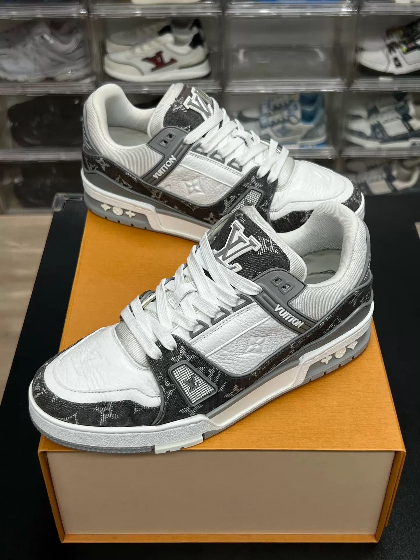 Louis Vuitton LV Trainer Grey White Denim UK6 OG Box Min Wear Size US 7 / EU 40 - 1 Thumbnail