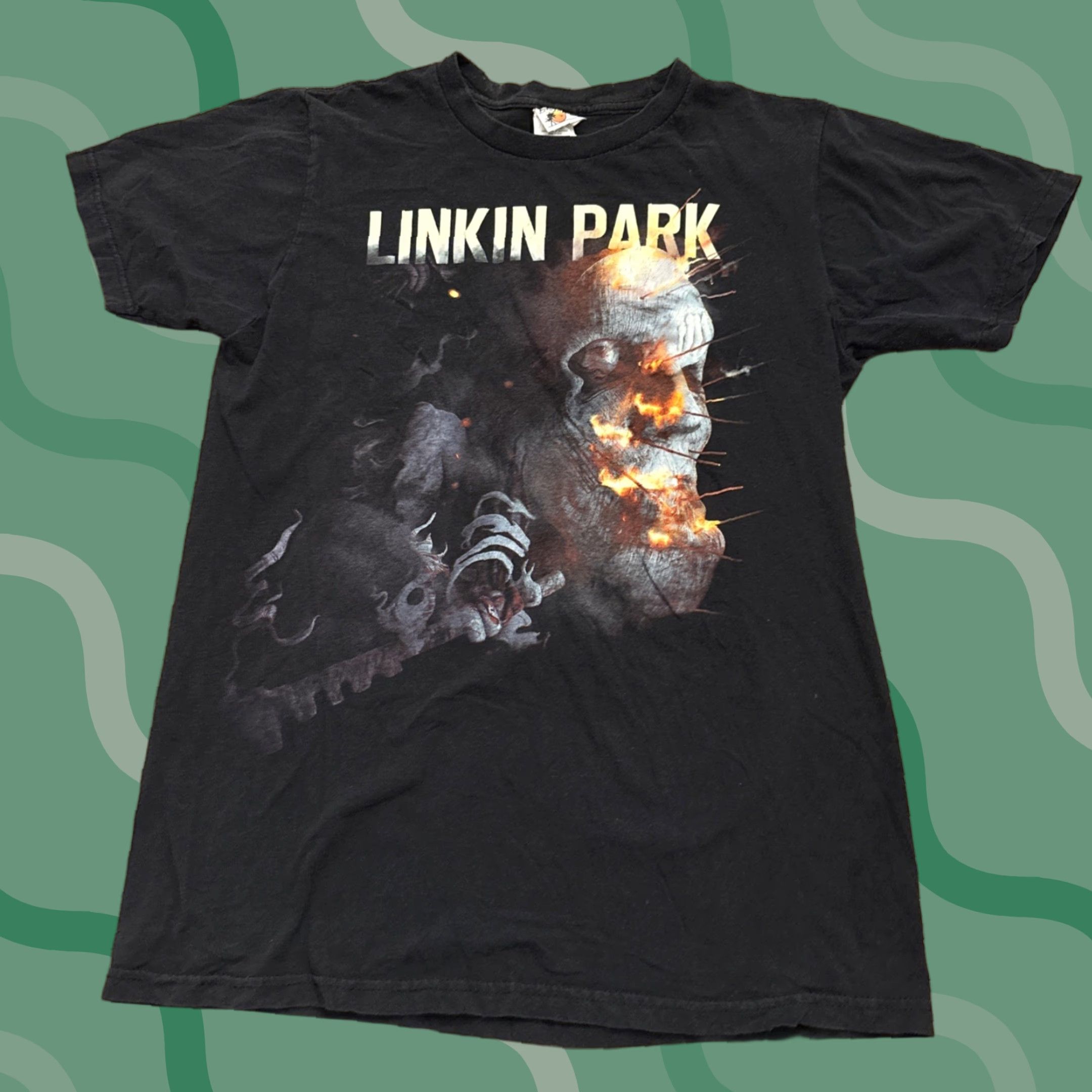 Vintage VINTAGE Linkin Park The Hunting Party Tour T-Shirt Bayside Shirt Mens M Black Cotton Graphic Print Short Sleeve Round Neck 2010-2019 Size US M / EU 48-50 / 2 - 1 Thumbnail