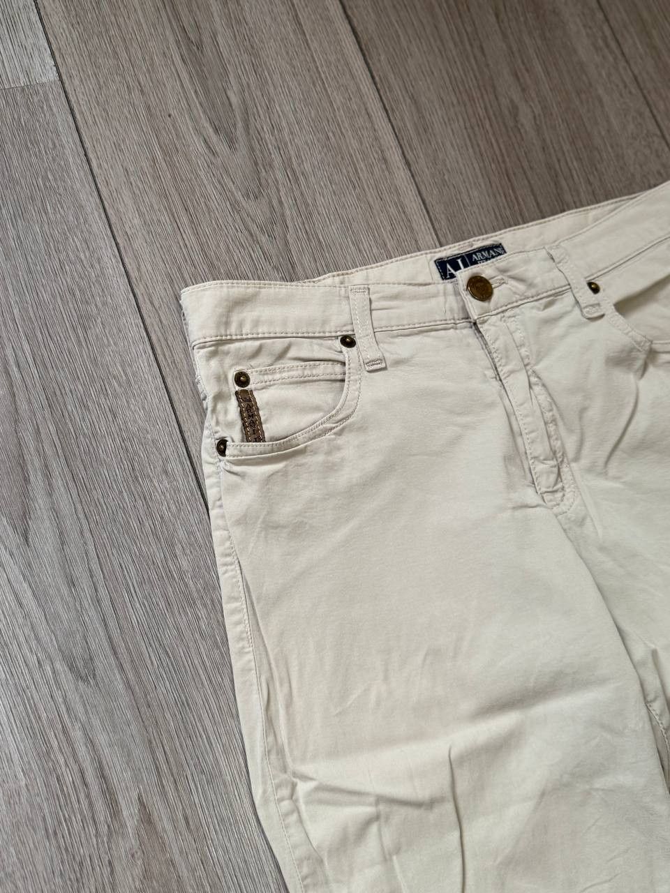 Armani Armani jeans women size 29 beige tapered Size 29" - 2 Thumbnail