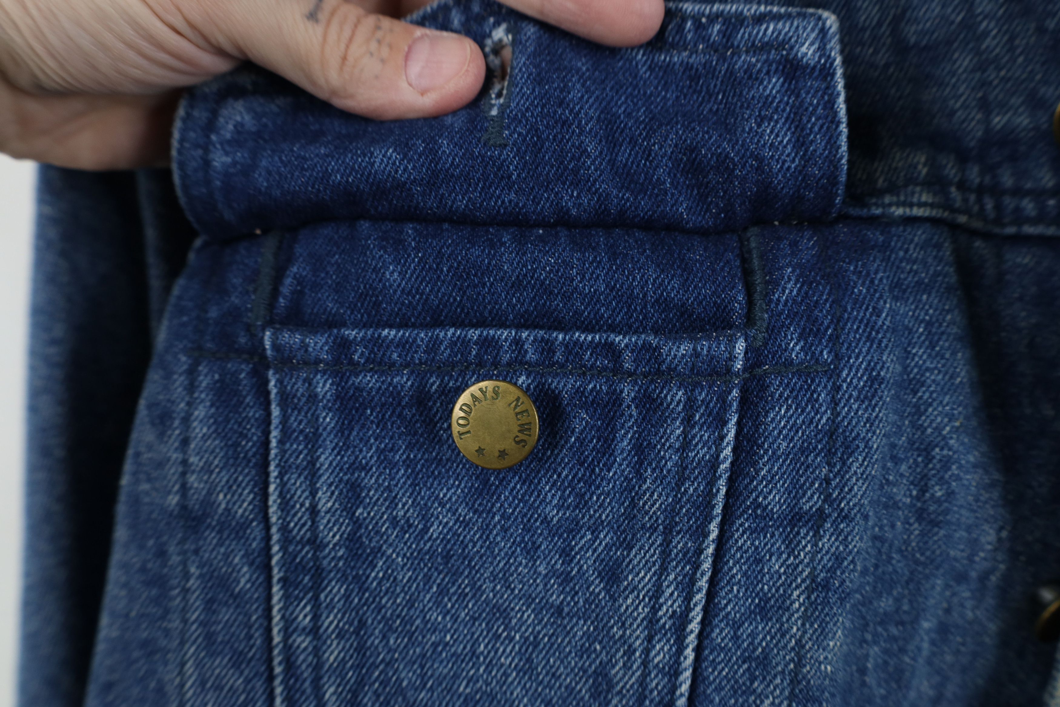Vintage Vintage 90s Streetwear Blank Denim Jean Trucker Jacket Blue Size US M / EU 48-50 / 2 - 10 Thumbnail