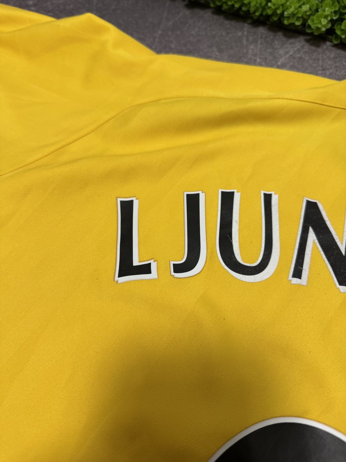 Nike 2006-07 Arsenal Nike Player Issue Away Shirt Ljungberg #8 Size US XL / EU 56 / 4 - 19 Thumbnail