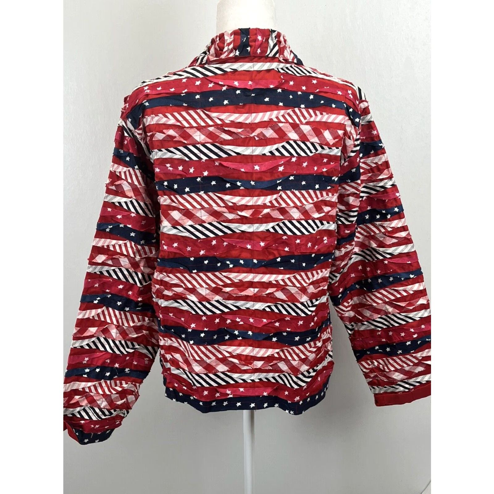 Vintage VINTAGE Keren Hart Women's Quilted Flag Jacket Large Red White Blue 4th July Patriotic Size L / US 10 / IT 46 - 3 Thumbnail