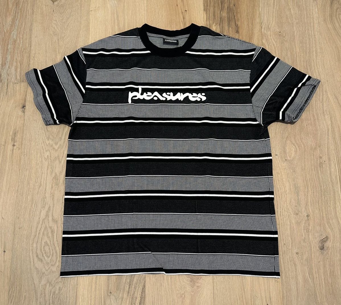 Pleasures Pleasures Heavy Tee Size US XL / EU 56 / 4 - 1 Thumbnail