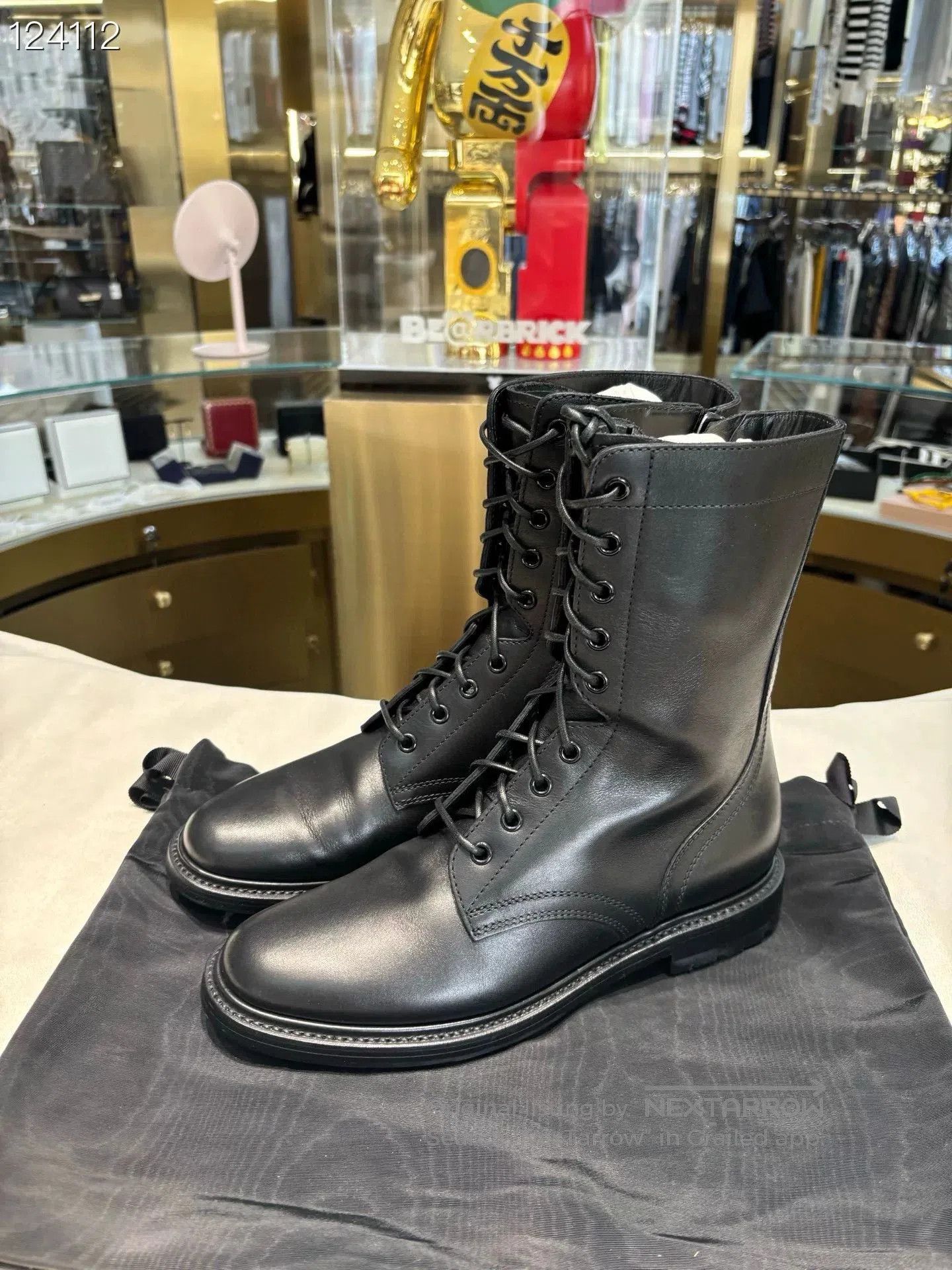 Celine Celine Classic Minimal Mid. Size US 8 / IT 38 - 2 Thumbnail