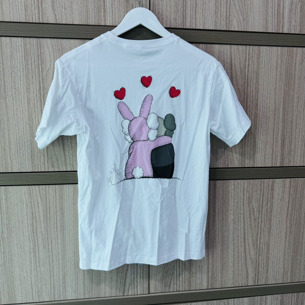 Kaws × Uniqlo Uniqlo x Kaws X Andy Warhol UT Graphic T-Shirt Size US S / EU 44-46 / 1 - 1 Thumbnail