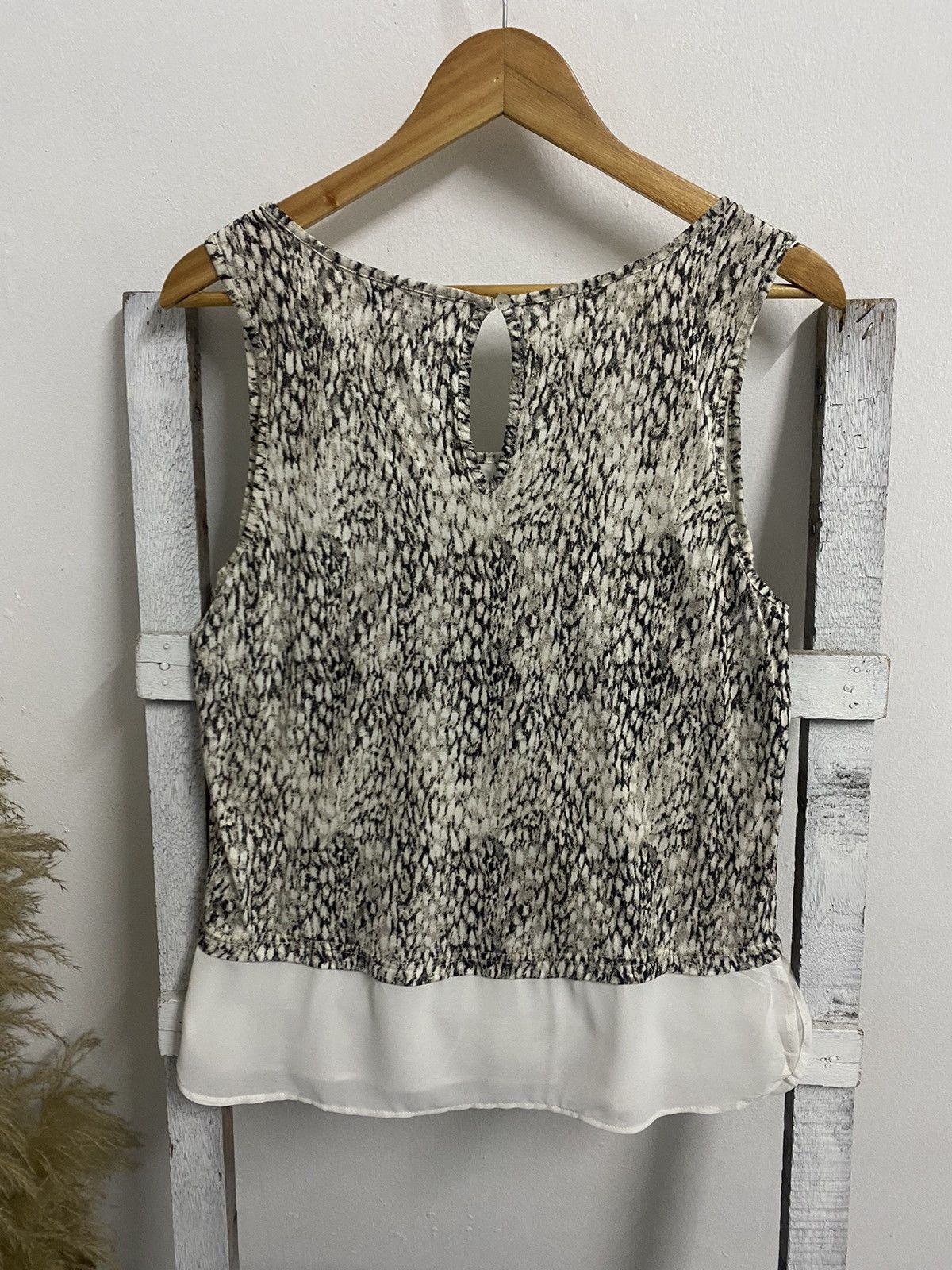 Forever 21 × Vintage Women Blouse Singlet material polyester Size S / US 4 / IT 40 - 6 Thumbnail