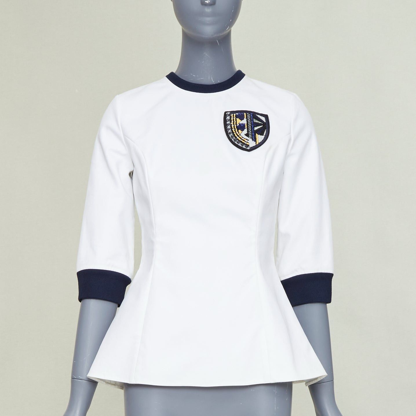 Dior DIOR 2014 off-white navy sequin badge cotton peplum top FR36 S Size S / US 4 / IT 40 - 1 Thumbnail