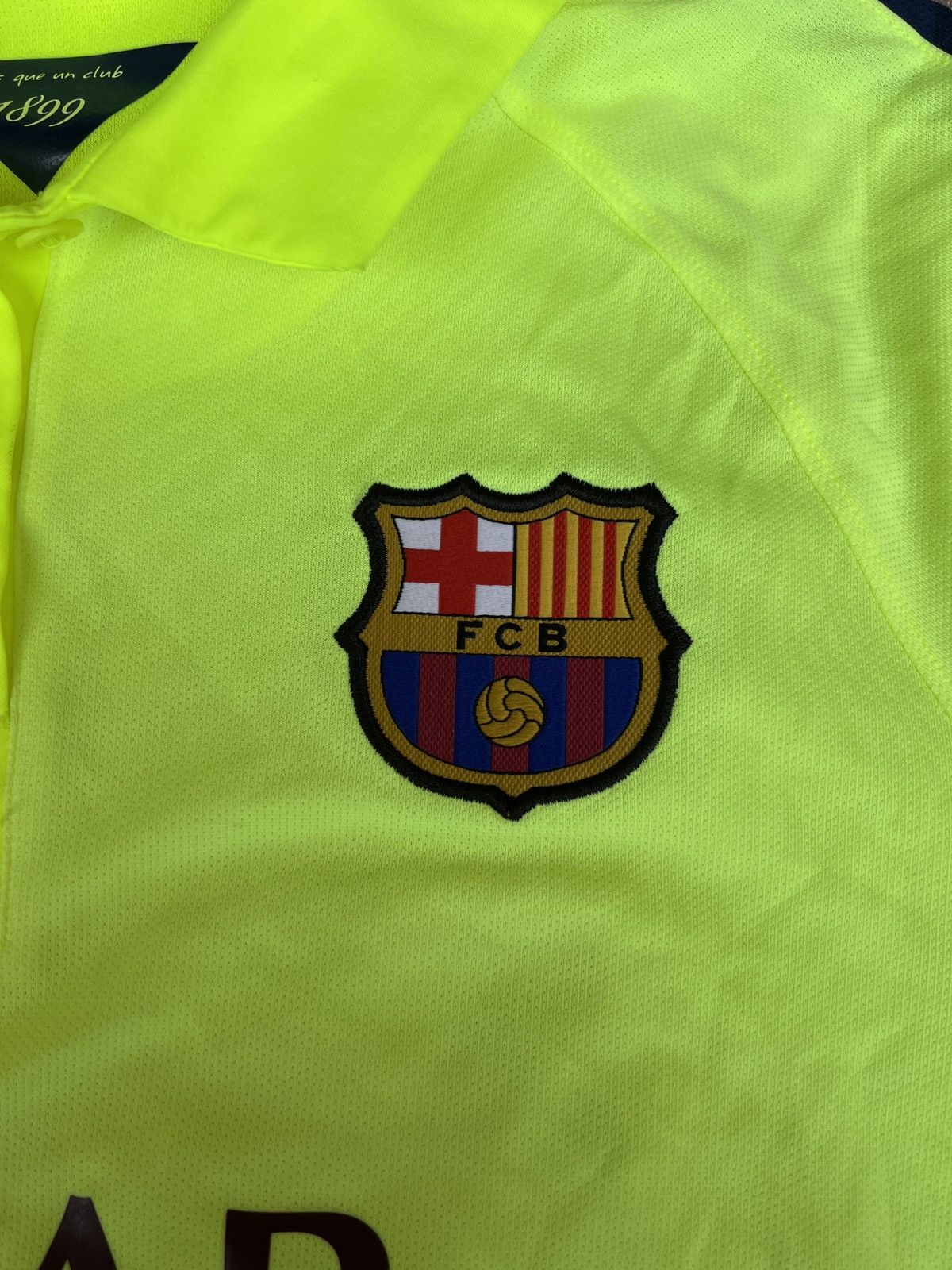 Nike Nike FC Barcelona Neymar Jr Soccer Jersey Size L / US 10 / IT 46 - 2 Thumbnail