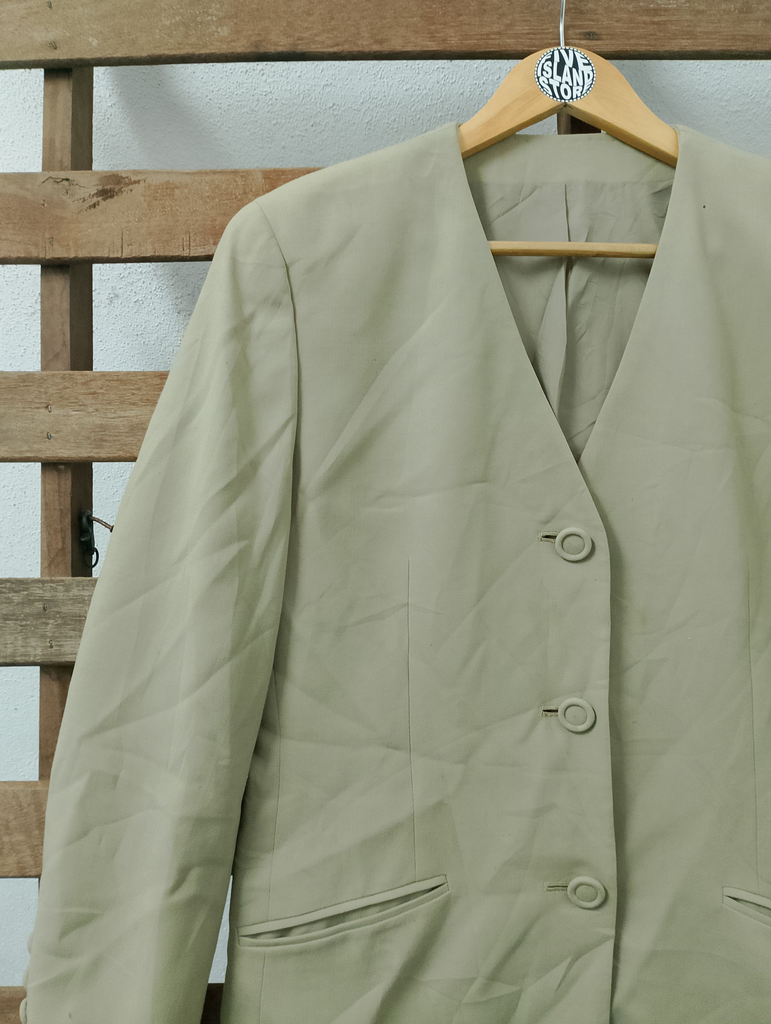 Burberry 🔥STEAL🔥 Burberrys Blazer Nice Design Size M / US 6-8 / IT 42-44 - 2 Thumbnail