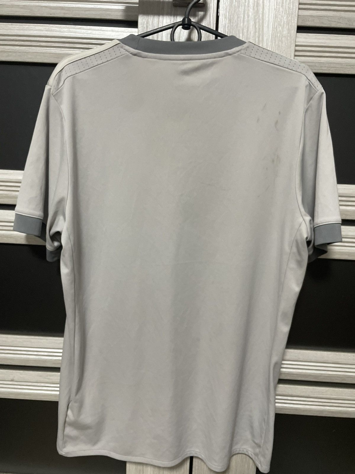 Adidas Manchester United 2017/2018 MU Adidas Jersey Football Shirt Size US M / EU 48-50 / 2 - 3 Thumbnail
