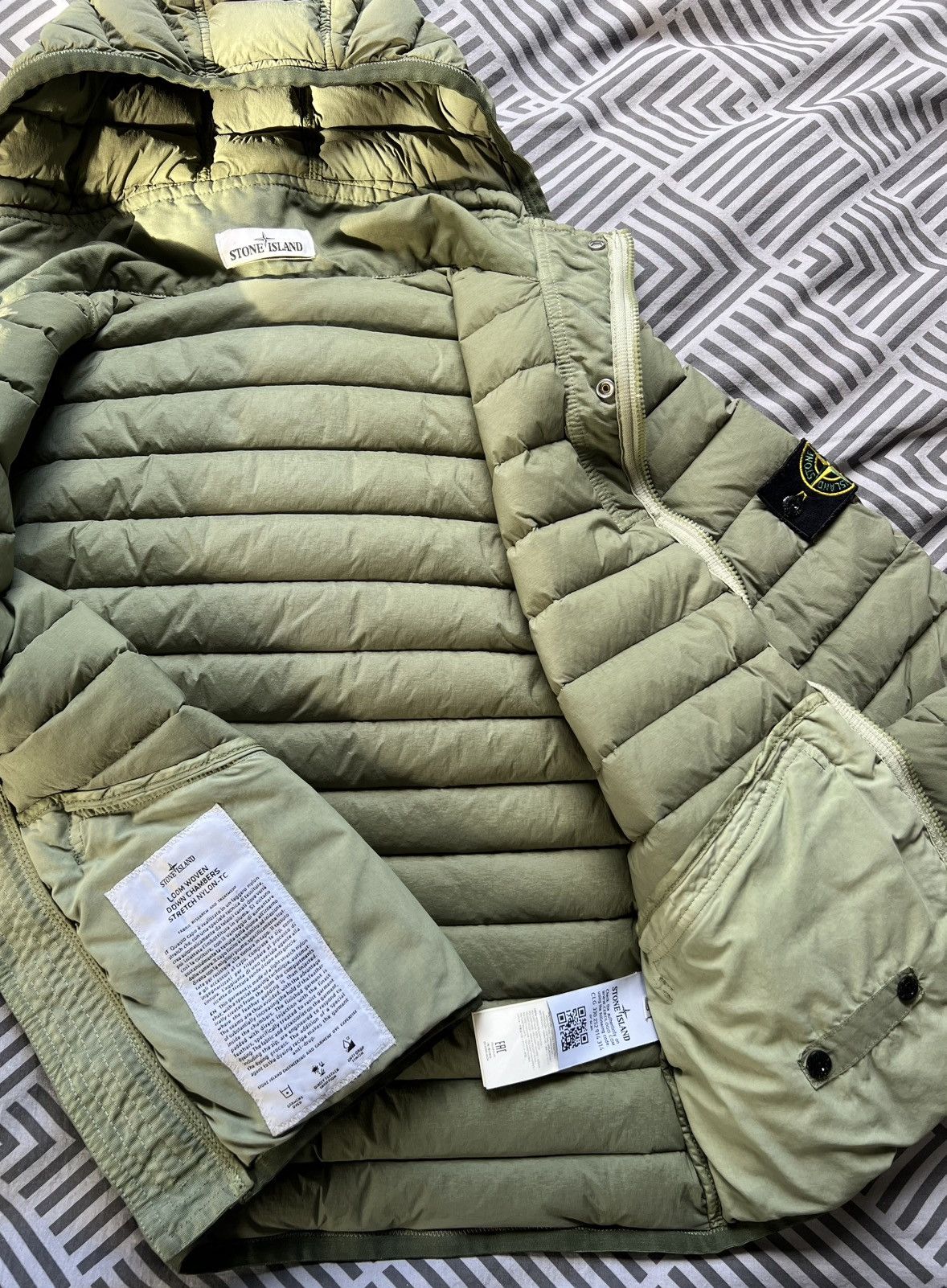 Stone Island Stone Island | Loom Woven Down Nylon-TC | Green | Size S Size US S / EU 44-46 / 1 - 15 Thumbnail