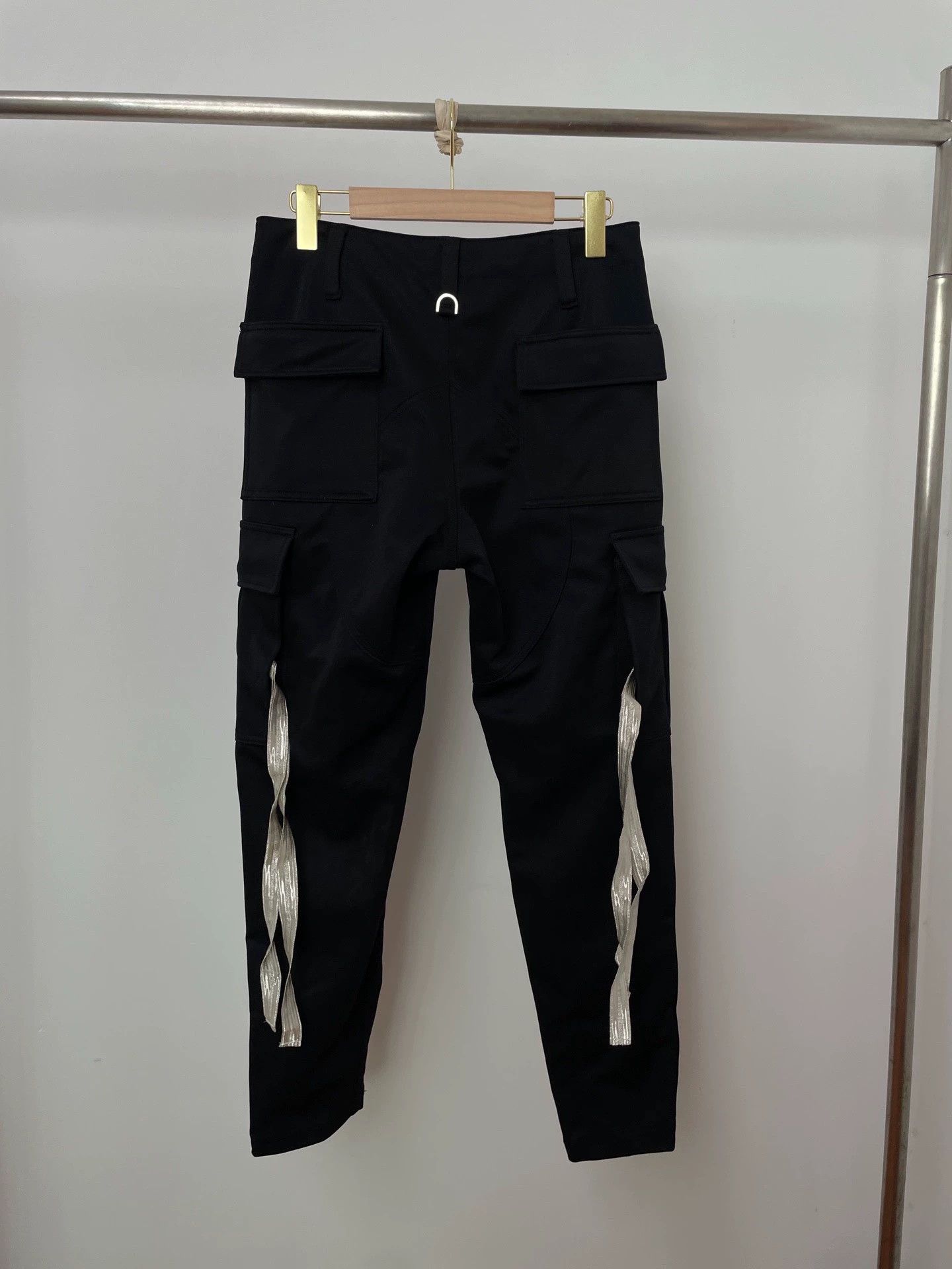 Mastermind Japan mastermind japan black cargo sweatpants NWT XS Size US 28 / EU 44 - 2 Thumbnail