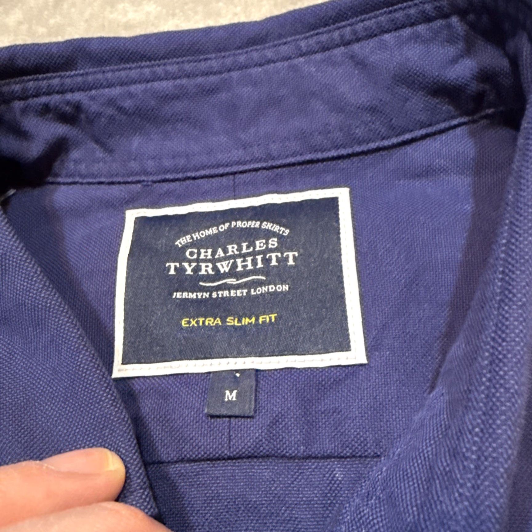Charles Tyrwhitt Charles Tyrwhitt Shirt Mens Medium Blue Extra Slim Stretch Washed Oxford NWT Size US M / EU 48-50 / 2 - 3 Thumbnail