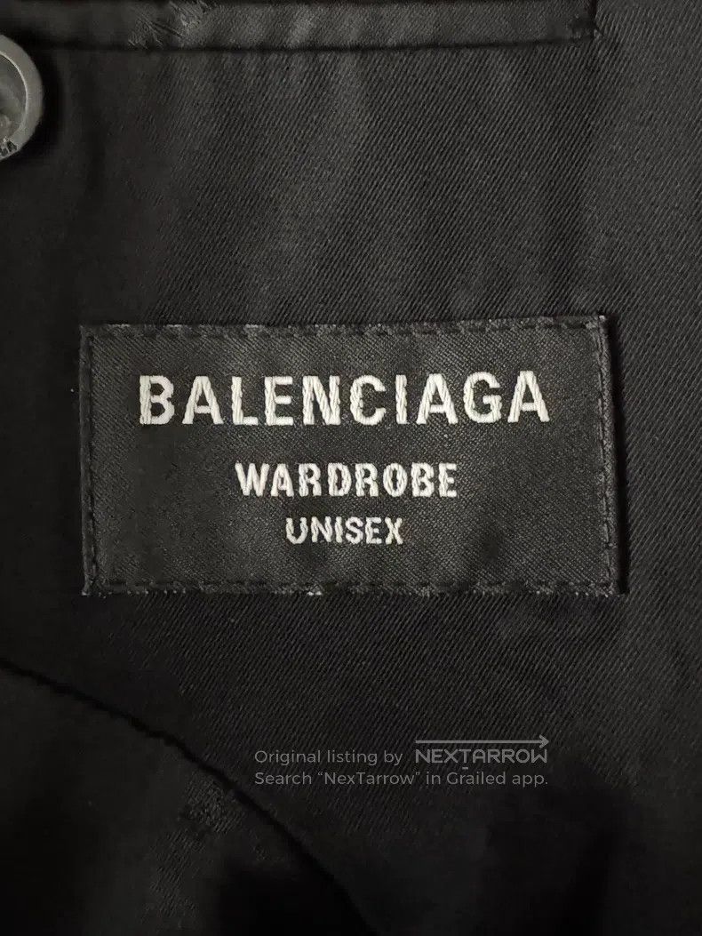 Balenciaga Balenciaga Sleeve badge blazer Size US S / EU 44-46 / 1 - 7 Thumbnail