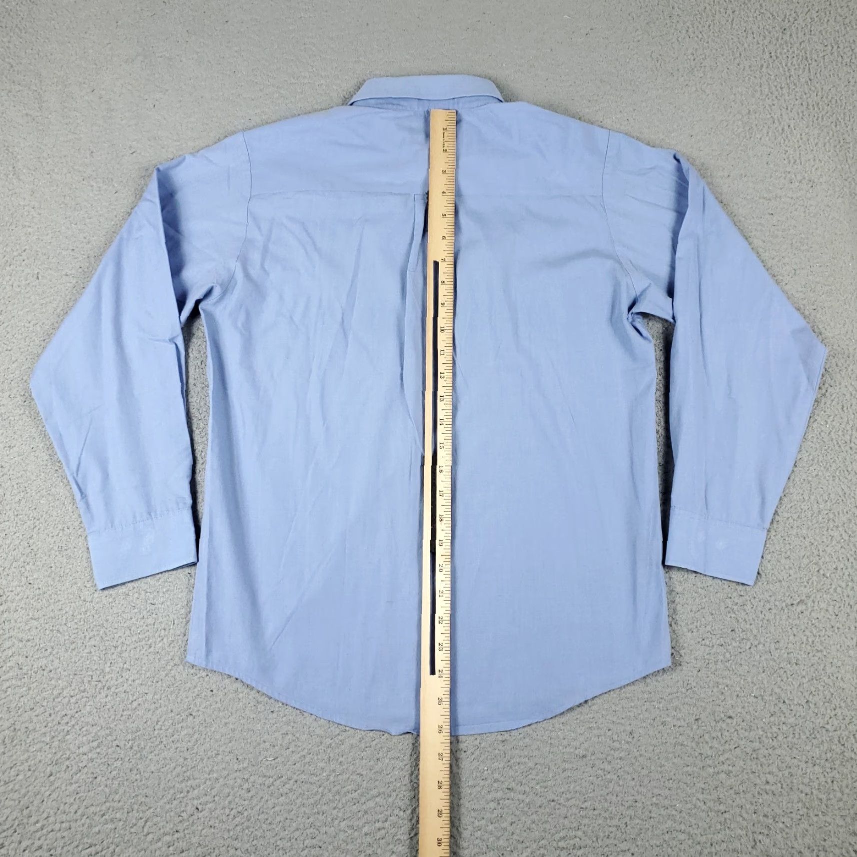 Nautica Nautica Dress Shirt Men Size 16 Blue Poplin Long Sleeve Button Up Collared Formal Workwear Regular Fit American Classic 90s (if applicable) Mens Size 42R - 6 Thumbnail