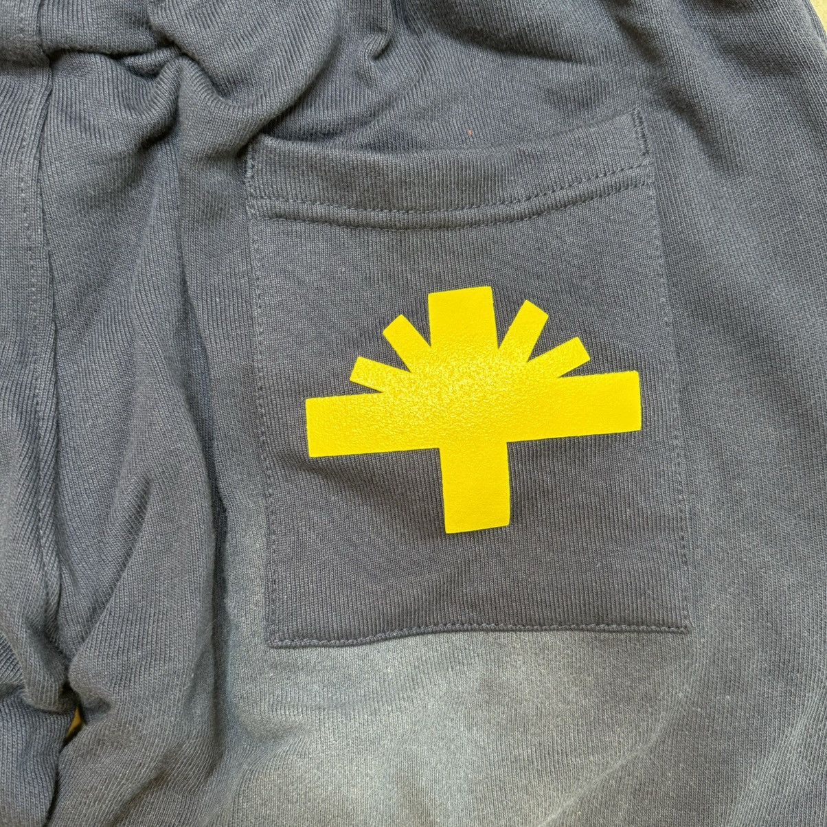 Vertabrae Vertabrae Navy/Yellow Sweats SIZE XL Size US 40 / EU 56 - 6 Thumbnail