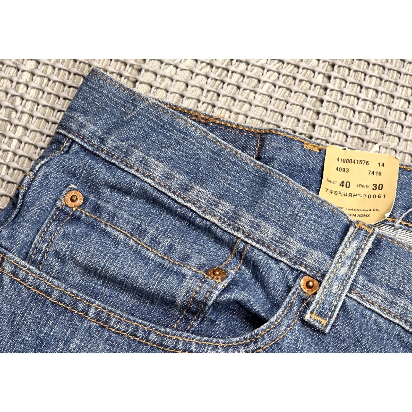 Levi's VINTAGE Levi's 505 Jeans Men 40x30 Blue Denim Cotton Regular Straight Leg Y2K NWT NOS Size US 40 / EU 56 - 5 Thumbnail
