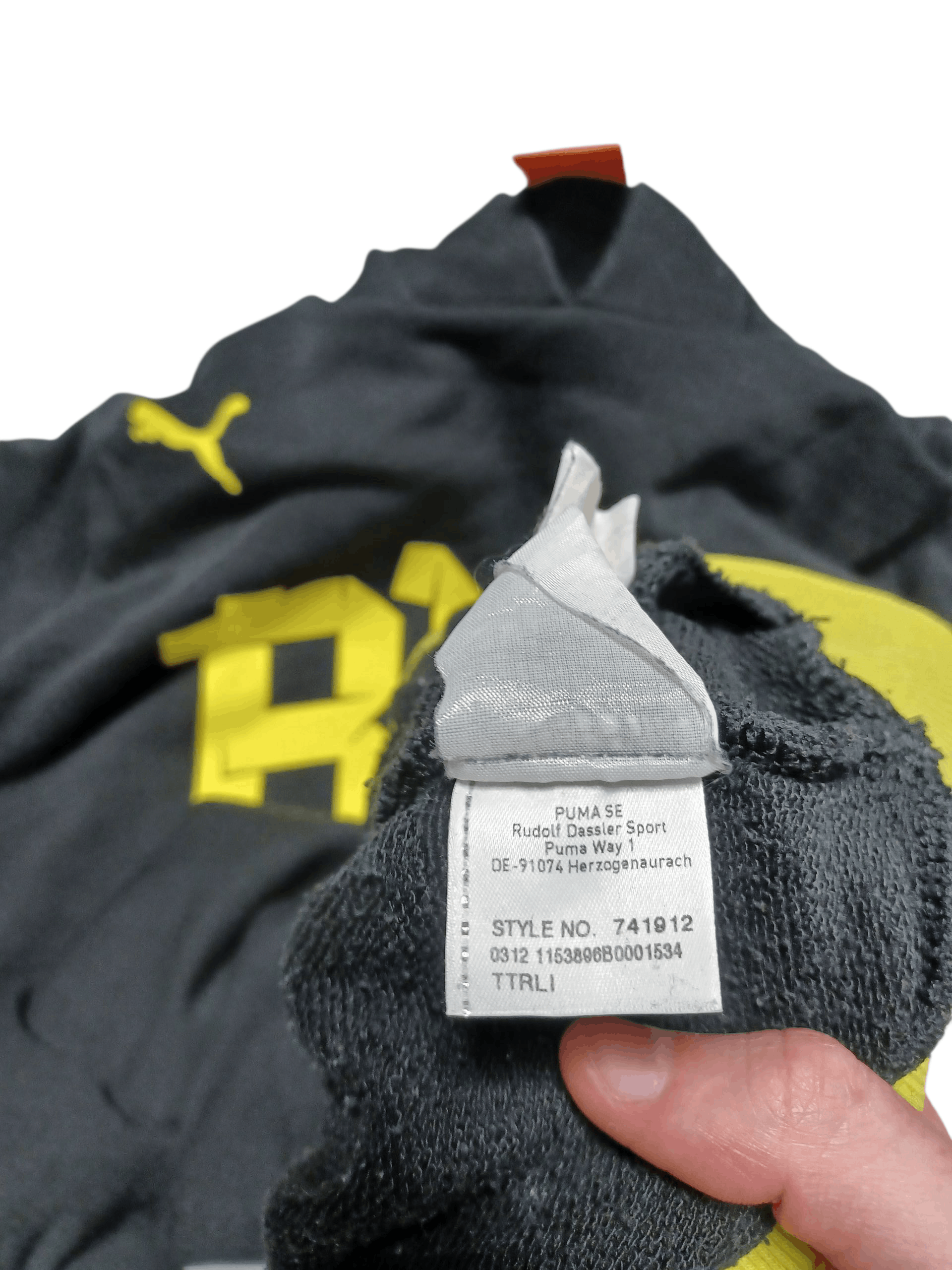 Puma BORUSSIA DORTMUND BVB PUMA VINTAGE BIGLOGO SOCCER HOODIE Size US M / EU 48-50 / 2 - 6 Thumbnail