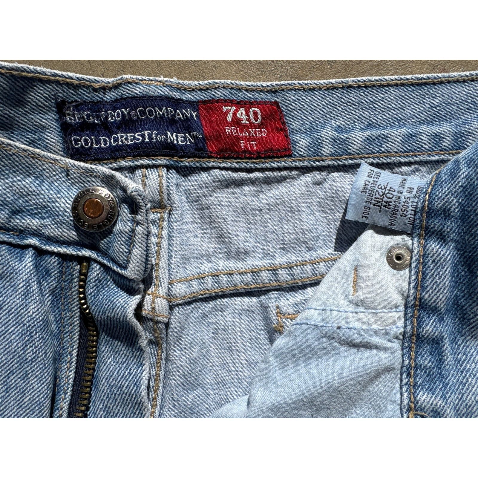 Bugle Boy Y2K Bugle Boy & company Gold Crest Light wash 40x32 jeans Size US 40 / EU 56 - 2 Thumbnail