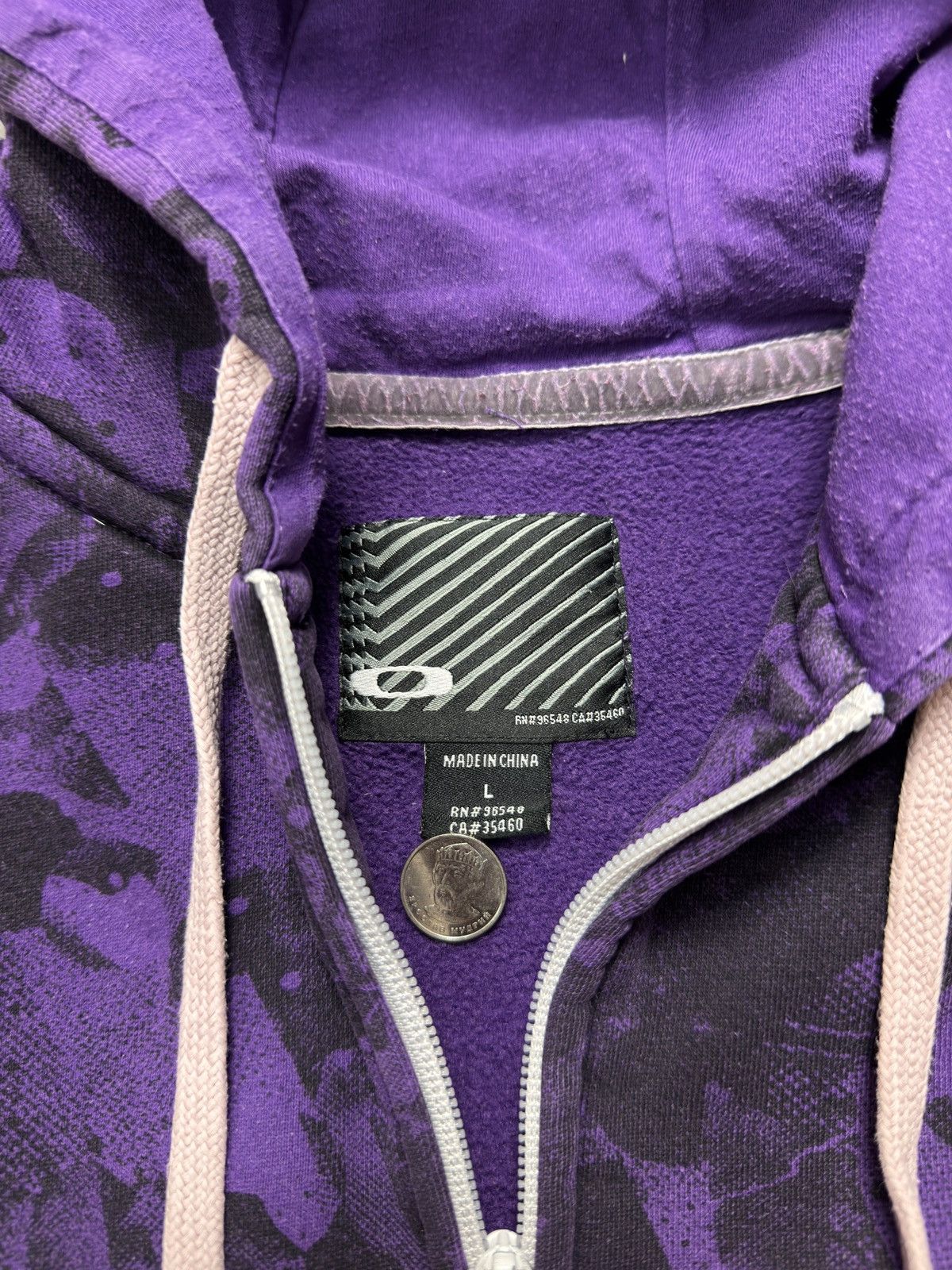 Oakley VINTAGE OAKLEY ALL OVER PRINT PURPLE ZIP UP HOODIE Y2K Size US L / EU 52-54 / 3 - 10 Thumbnail