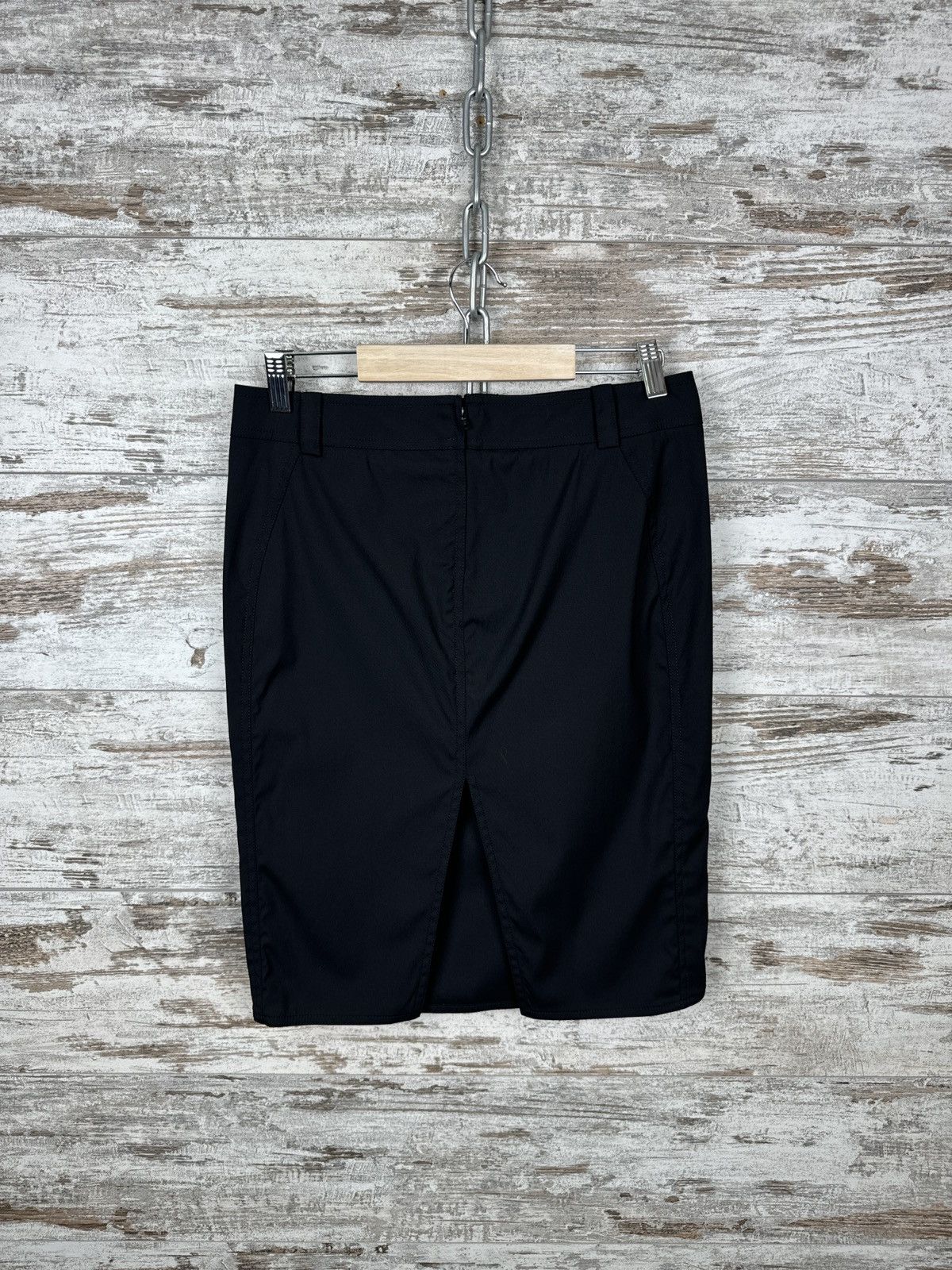 Gucci Women’s Gucci Skirt black luxury vintage Lana wool Size M / US 6-8 / IT 42-44 - 3 Thumbnail
