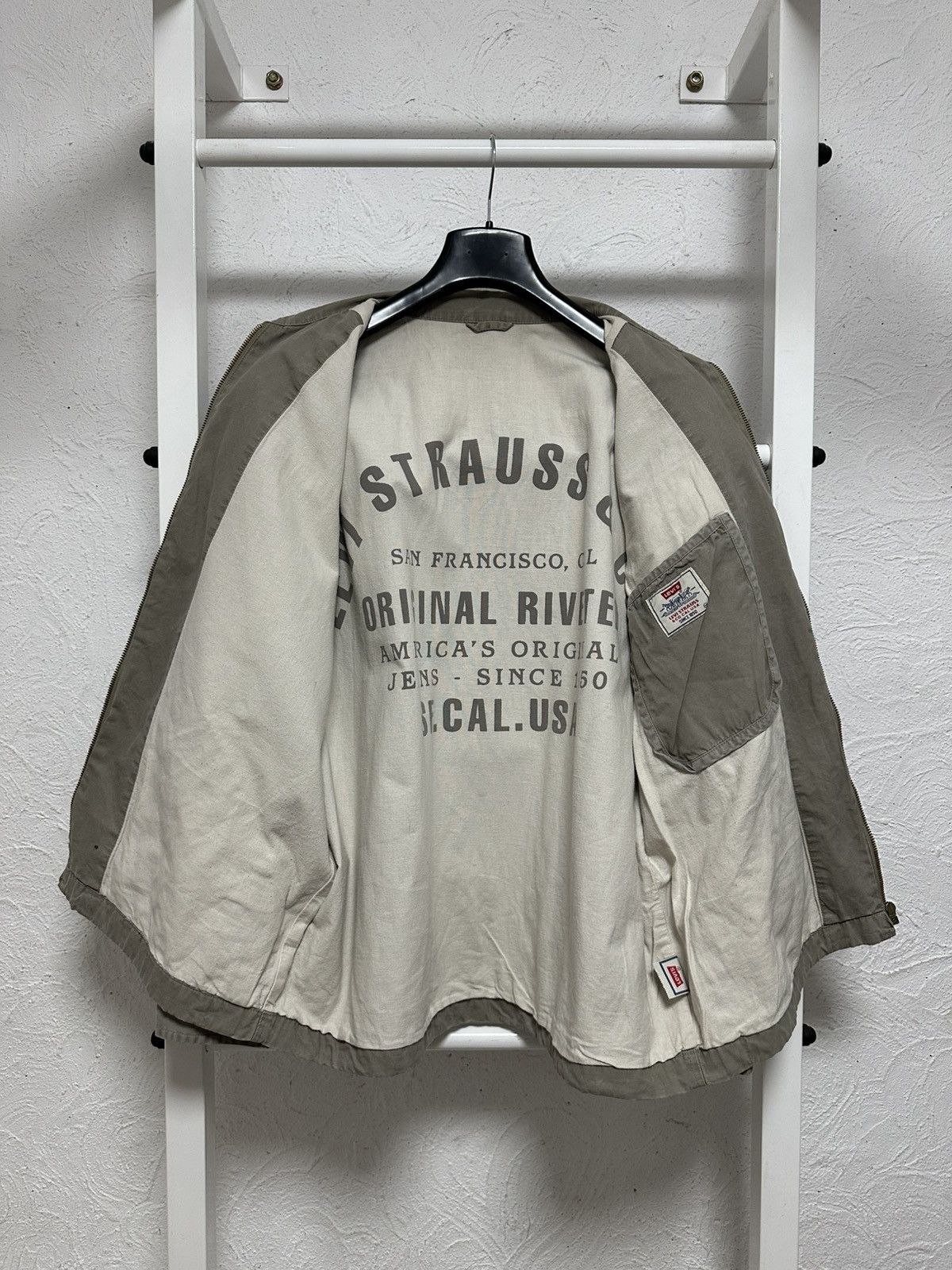 Levi's × Vintage Vintage Levi’s Men’s Windbreaker Jacket Size M Made in USA Size US M / EU 48-50 / 2 - 7 Thumbnail