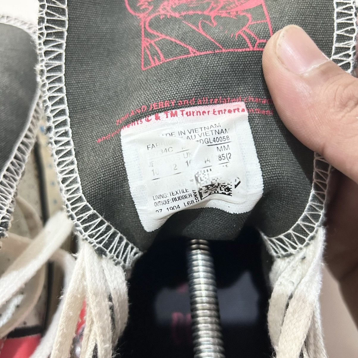 Converse Converse Chuck Taylor All Star 70 Hi Tom and Jerry Size US 10 / EU 43 - 10 Thumbnail
