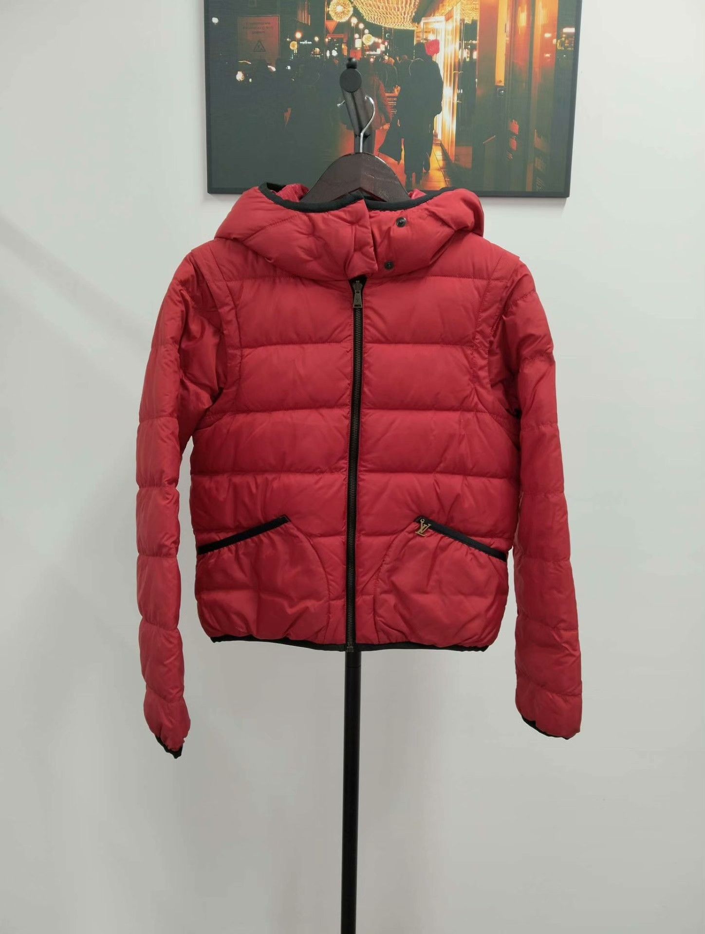Louis Vuitton Louis Vuitton Down Red Down Jacket 38 Women Size S / US 4 / IT 40 - 1 Thumbnail