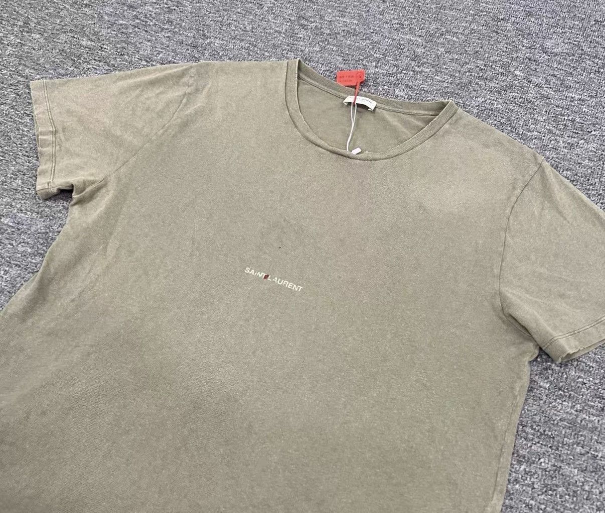 Saint Laurent Paris Saint Laurent Washed & Distressed Short Sleeve T-shirt J16 Size US L / EU 52-54 / 3 - 3 Thumbnail