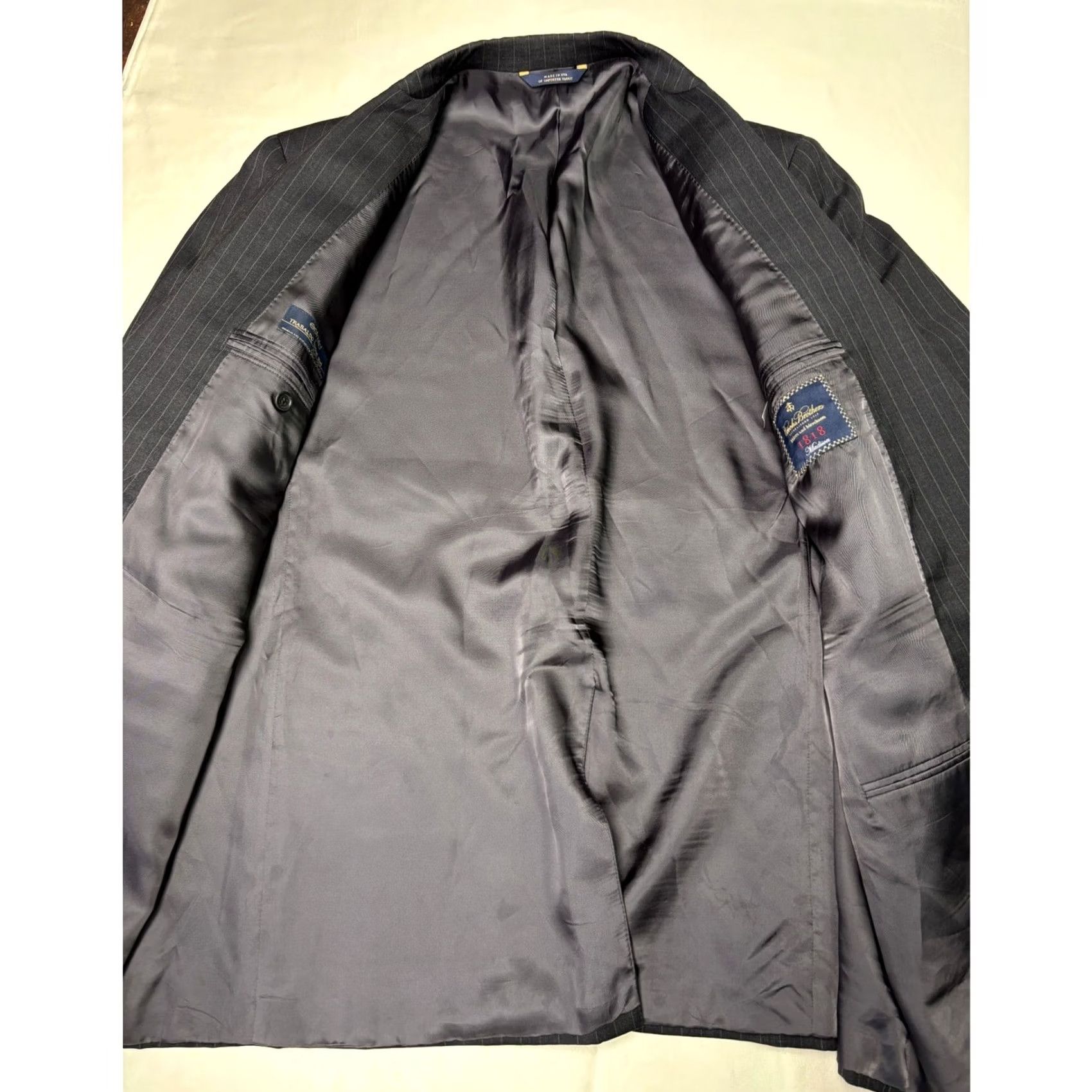 Brooks Brothers Brooks Brothers 1818 Madison Blazer Mens 46R Dark Gray Pinstripe Wool USA Size 46R - 5 Thumbnail