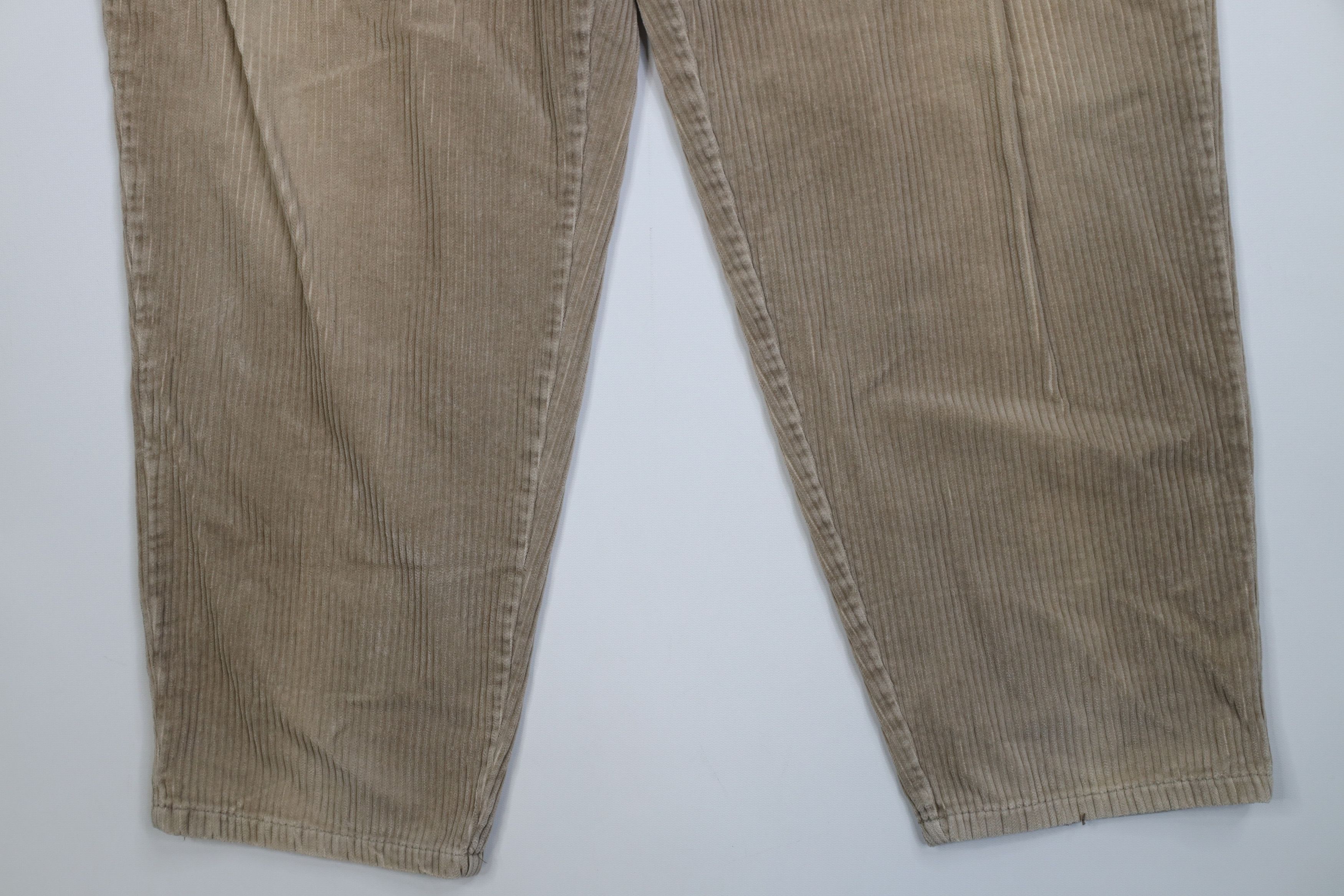 Vintage Vintage 90s Streetwear Relaxed Fit Corduroy Pants Khaki Size US 36 / EU 52 - 4 Thumbnail