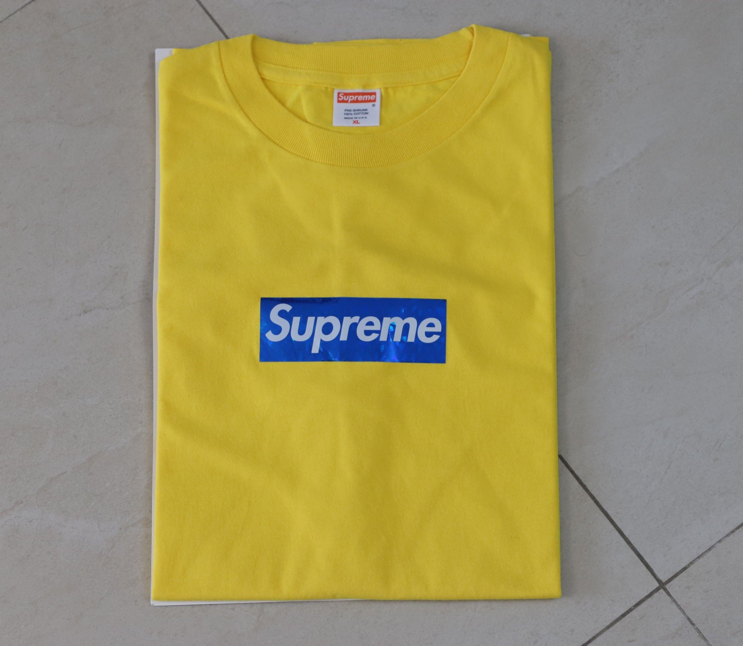 希少 Supreme 2006 holographic box logo XL Supreme 2006 Supreme Holographic Box Logo Tee | Grailed
