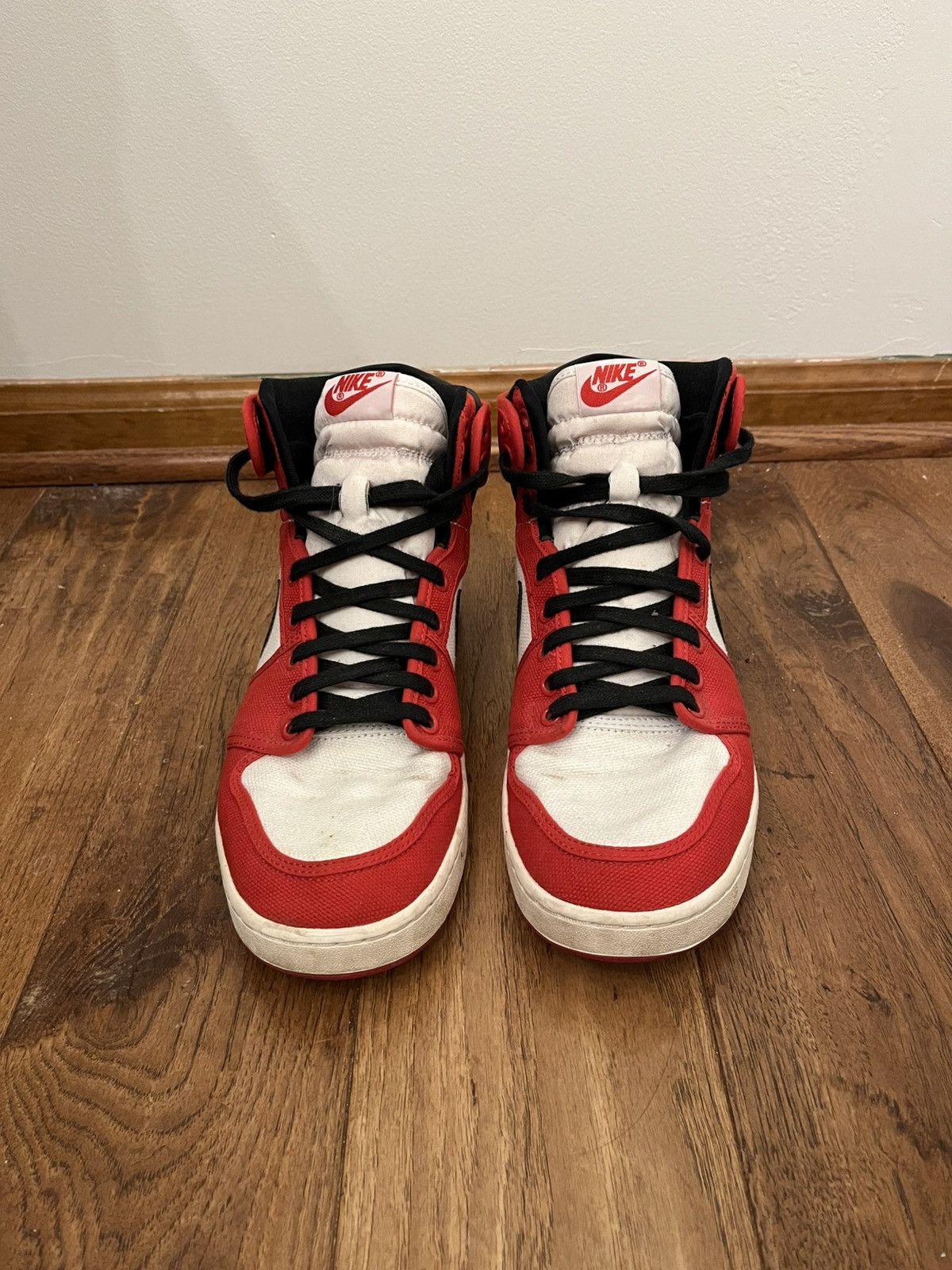 Jordan Brand × Nike Jordan 1 KO Chicago Size US 9.5 / EU 42-43 - 3 Thumbnail