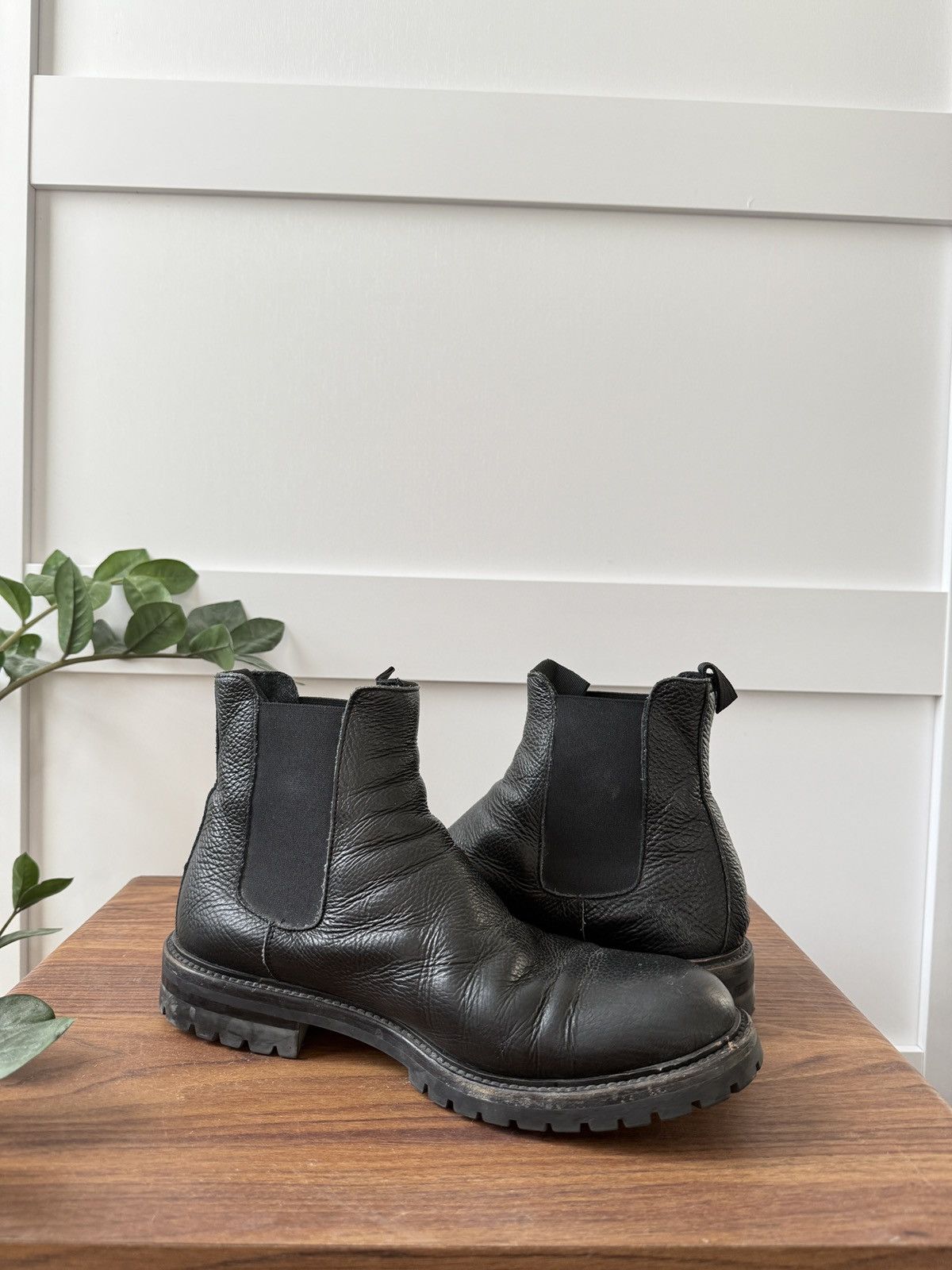 Common Projects Black Winter Chelsea Boots Size US 9 / EU 42 - 7 Thumbnail