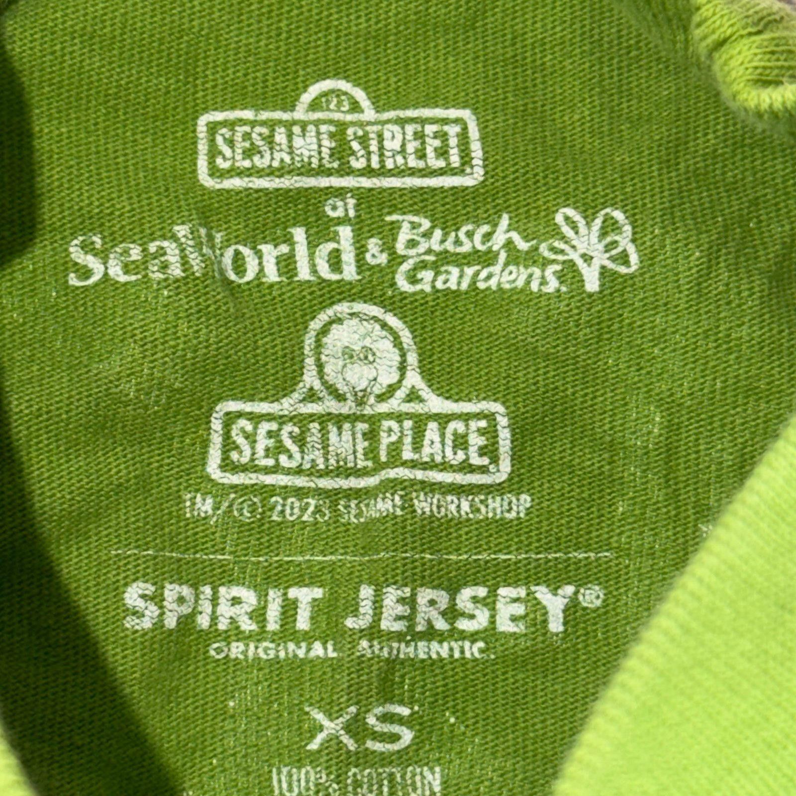 Other Sesame Street Oscar the Grouch XS Spirit Jersey Size US XS / EU 42 / 0 - 3 Thumbnail