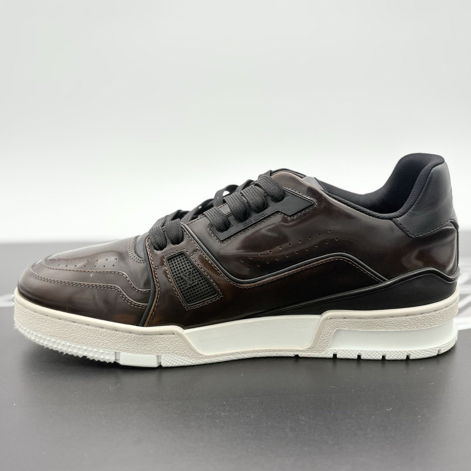 Louis Vuitton Louis Vuitton Trainer ' Brown Patent ' | SUPER CLEAN! Size US 9 / EU 42 - 4 Thumbnail