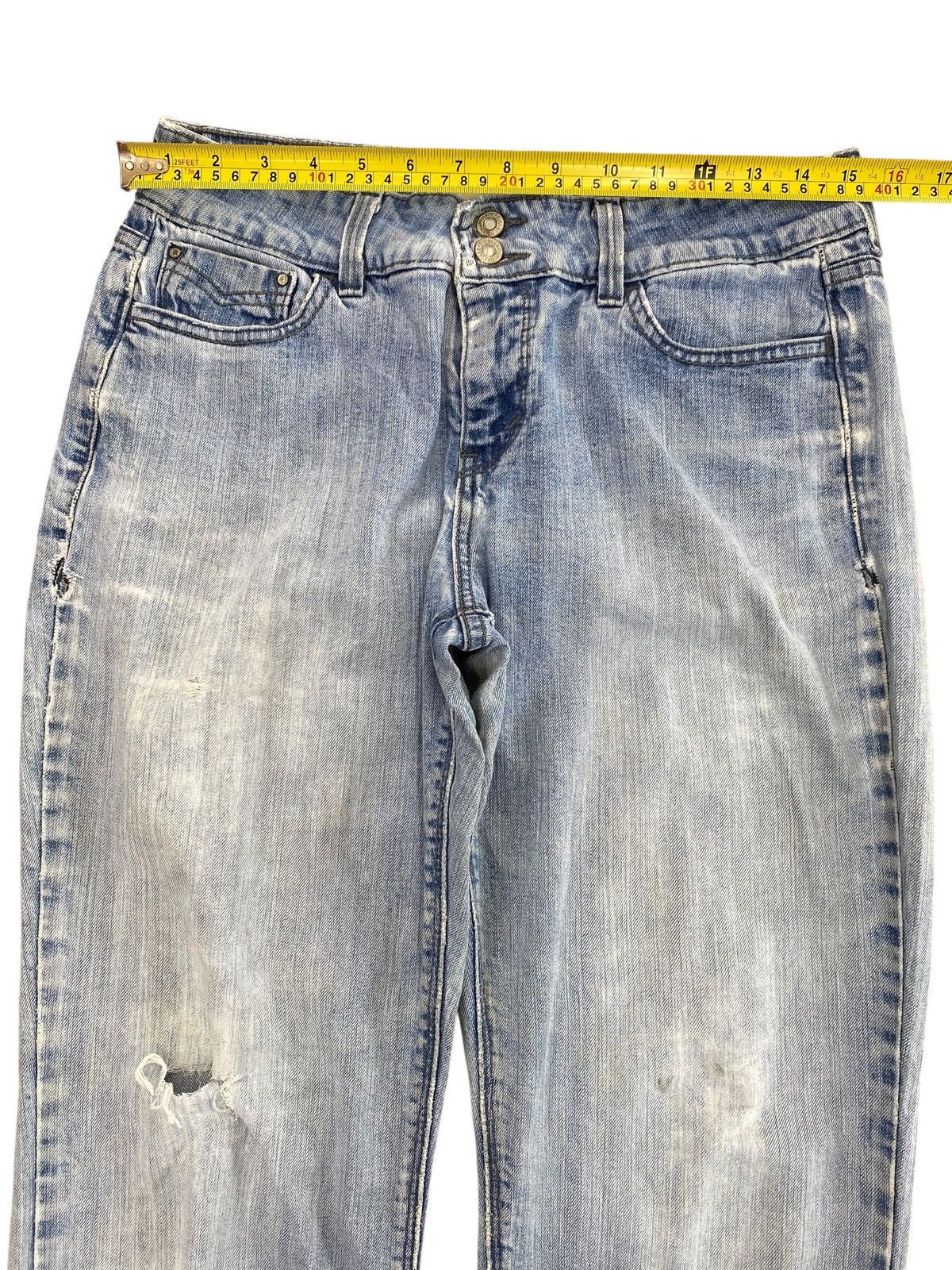 Levi's Vintage YTK Levi’s Hairy Leg Flare Soft Jeans Size US 31 - 9 Thumbnail