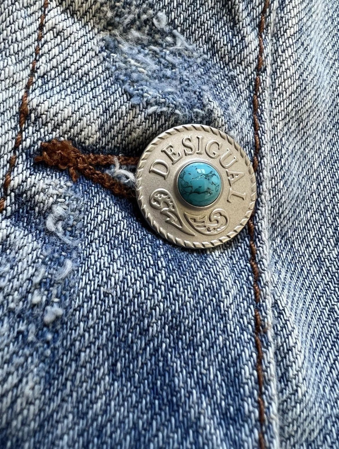 Desigual × Vintage Desigual VTG women's denim jacket with button patterns Size S / US 4 / IT 40 - 8 Thumbnail