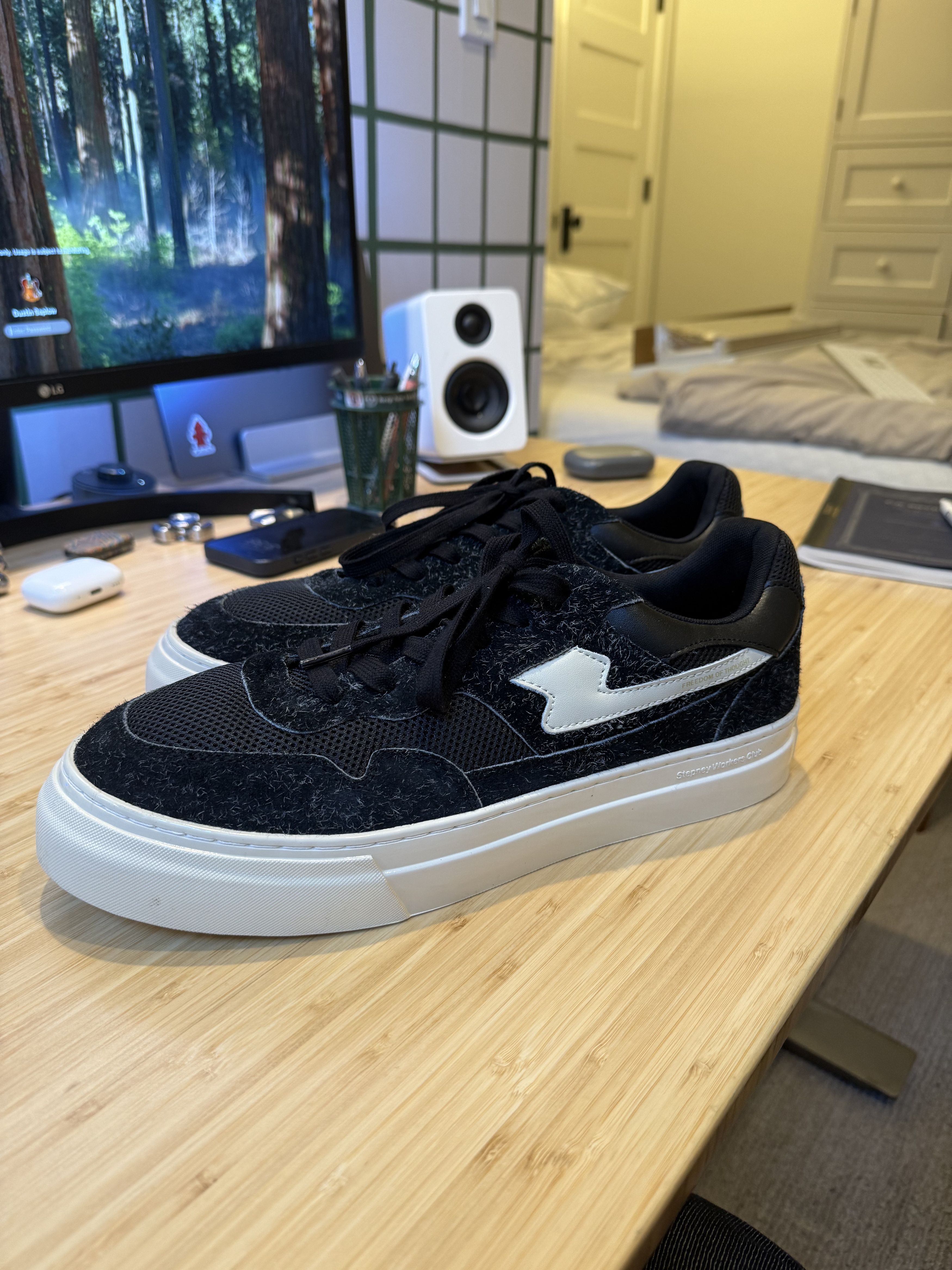 Stepney Workers Club SWC Black Low Top (EU47; fit 12-13 US) Size US 14 / EU 47 - 1 Thumbnail
