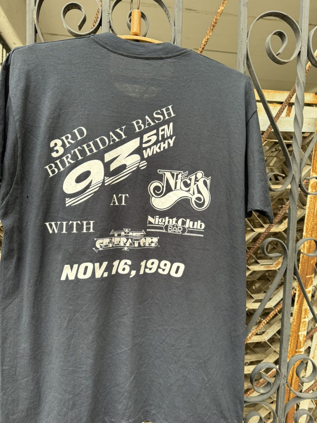 Band Tees Vintage 1990 93.5 WKHY fm Radio 30 years T Shirt Size US L / EU 52-54 / 3 - 11 Thumbnail