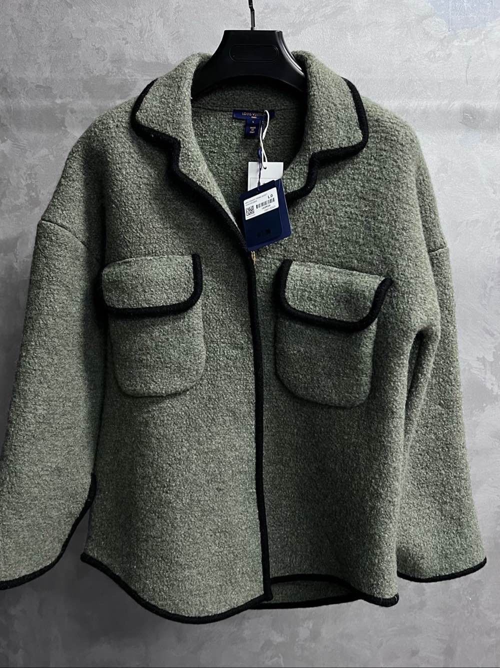 Louis Vuitton Louis Vuitton Green Wool Jacket Size L Size L / US 10 / IT 46 - 1 Thumbnail