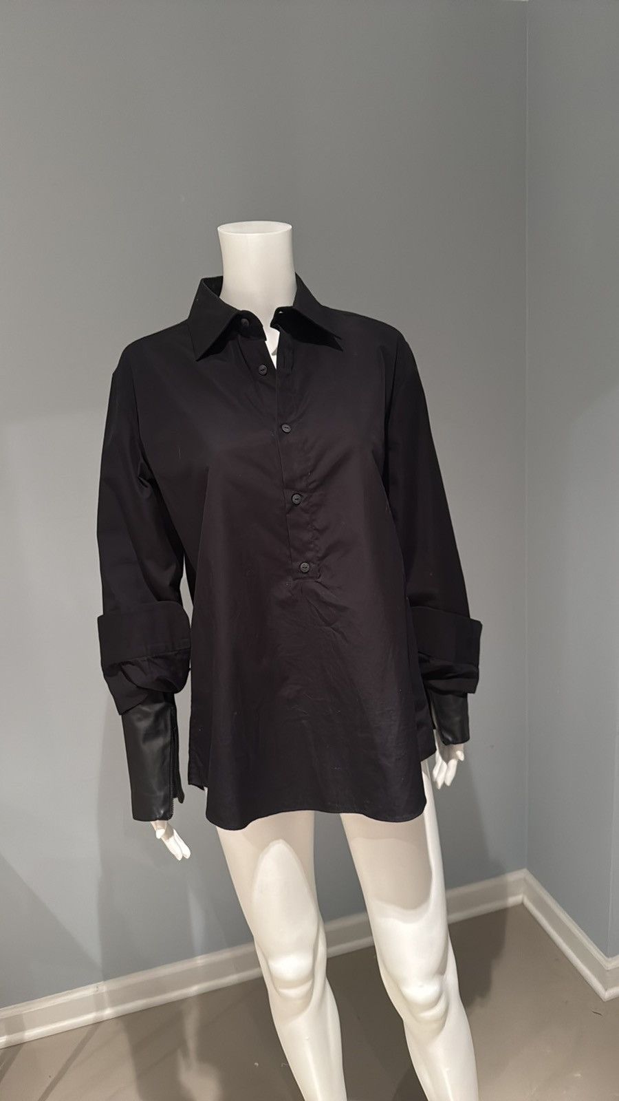 Christopher Kane Christopher Kane Womens Blouse Leather Lined Cuffs Size M / US 6-8 / IT 42-44 - 1 Thumbnail