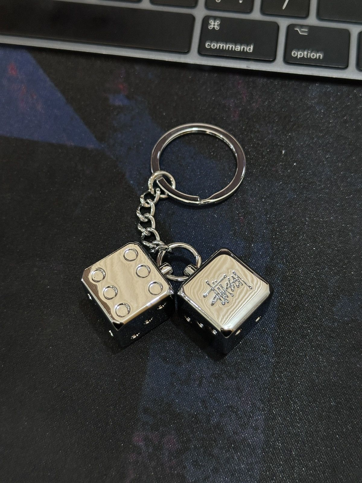 Stussy Metal dice keychain