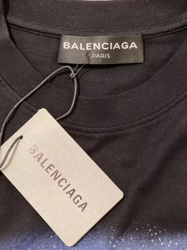 Balenciaga Balenciaga Black night scene short sleeve 2501-Nextarrow Size US M / EU 48-50 / 2 - 7 Thumbnail