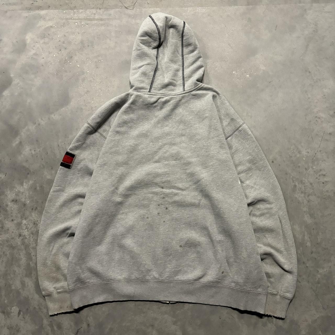 Tommy Hilfiger × Vintage Crazy Vintage 90s Distressed Tommy Hilfiger Spellout Essential Hoodie! Size US XL / EU 56 / 4 - 7 Thumbnail