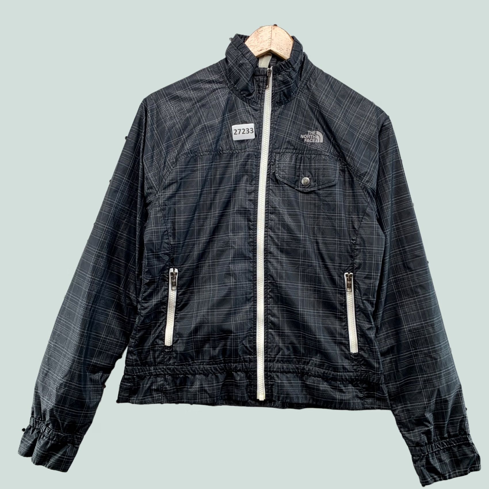 The North Face The North Face Windbreaker Jacket Black Gray Check Womens Small 19.5x22.5 Size S / US 4 / IT 40 - 1 Thumbnail