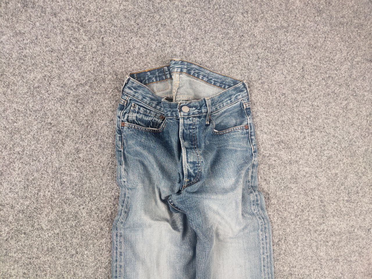 Levi's Vintage 90's Levi's 501 Perfect Faded Denim Jeans USA Style Size US 31 - 4 Thumbnail