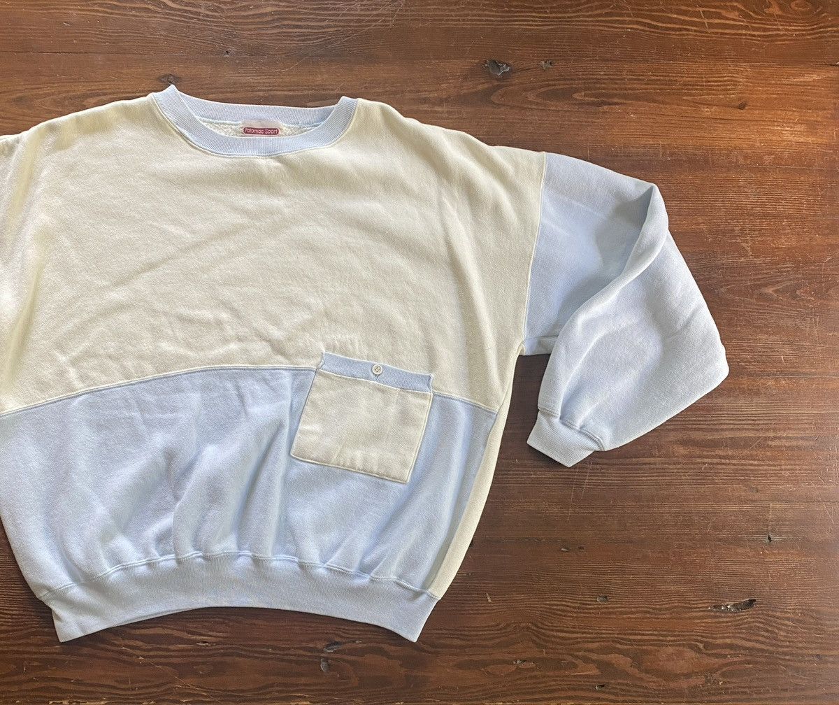 Vintage Vintage 80’s White & Blue Women’s Crewneck Sweatshirt Size M / US 6-8 / IT 42-44 - 1 Thumbnail