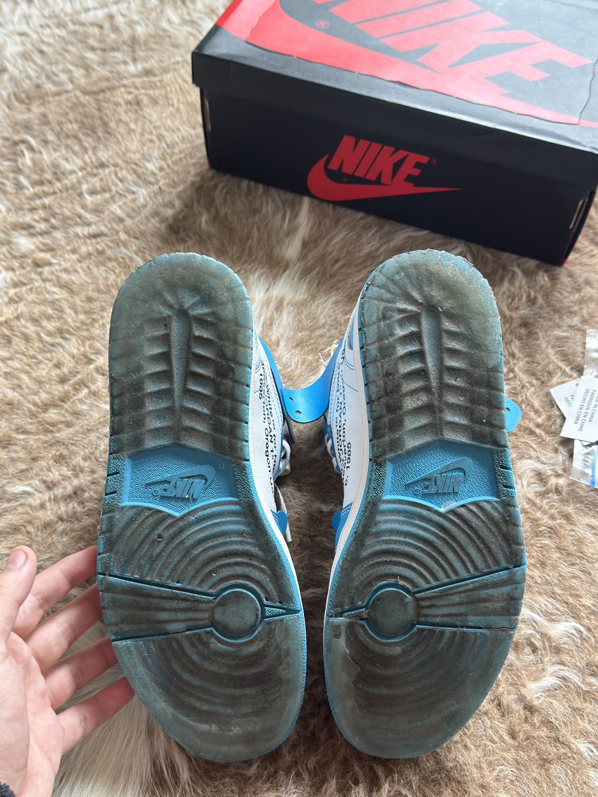 Jordan Brand × Off-White OFF WHITE x Air Jordan 1 Retro High OG UNC Size US 10 / EU 43 - 13 Thumbnail